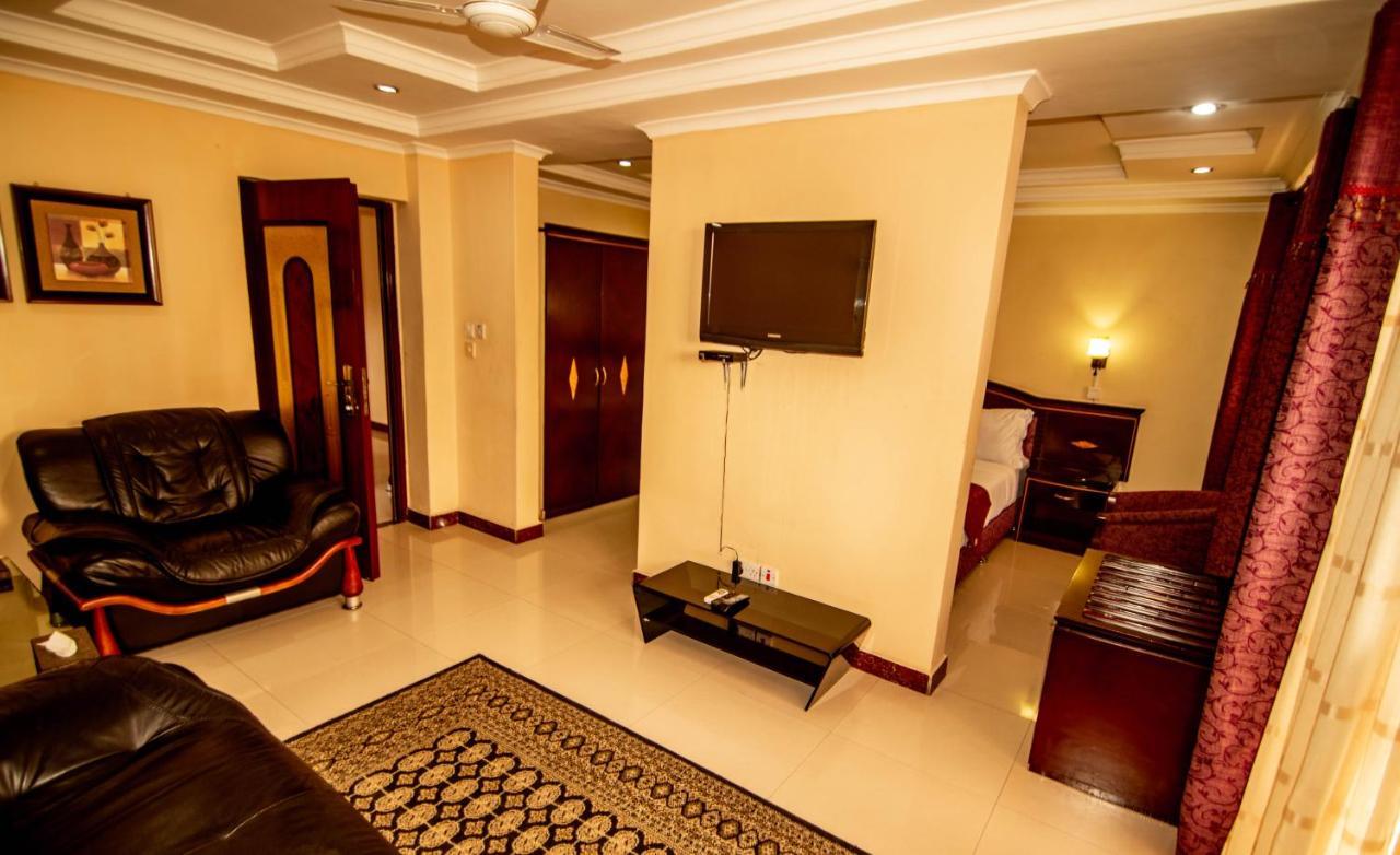 Urban Rose Hotel & Apartments Νταρ ες Σαλάμ Εξωτερικό φωτογραφία