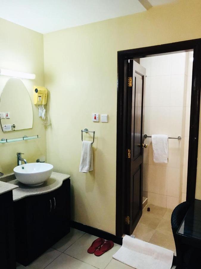Urban Rose Hotel & Apartments Νταρ ες Σαλάμ Εξωτερικό φωτογραφία