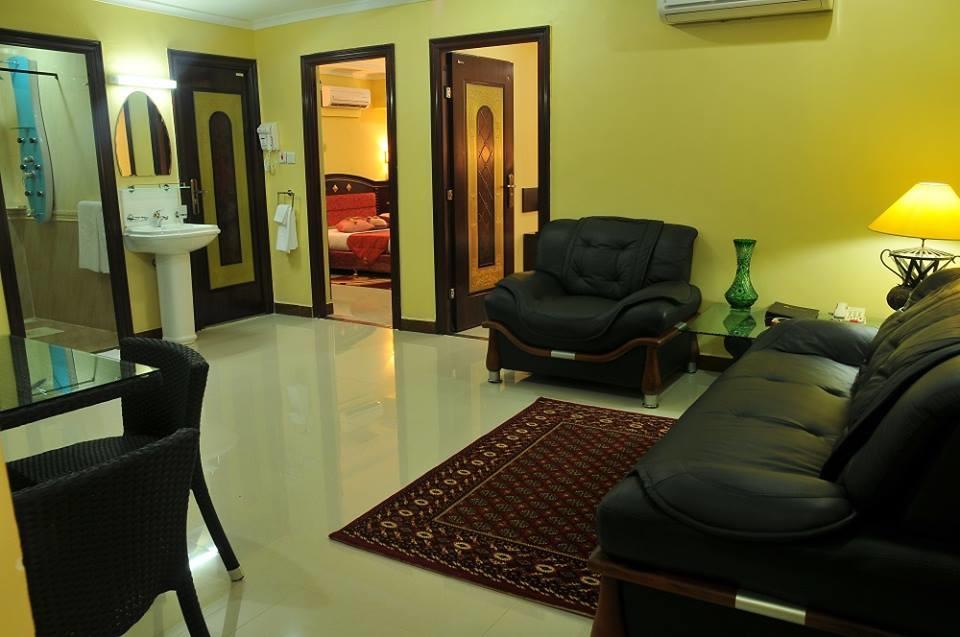Urban Rose Hotel & Apartments Νταρ ες Σαλάμ Εξωτερικό φωτογραφία